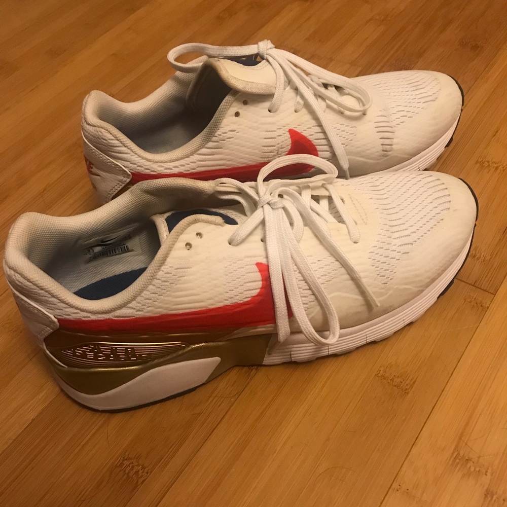 Nike trainers - White with red and gold